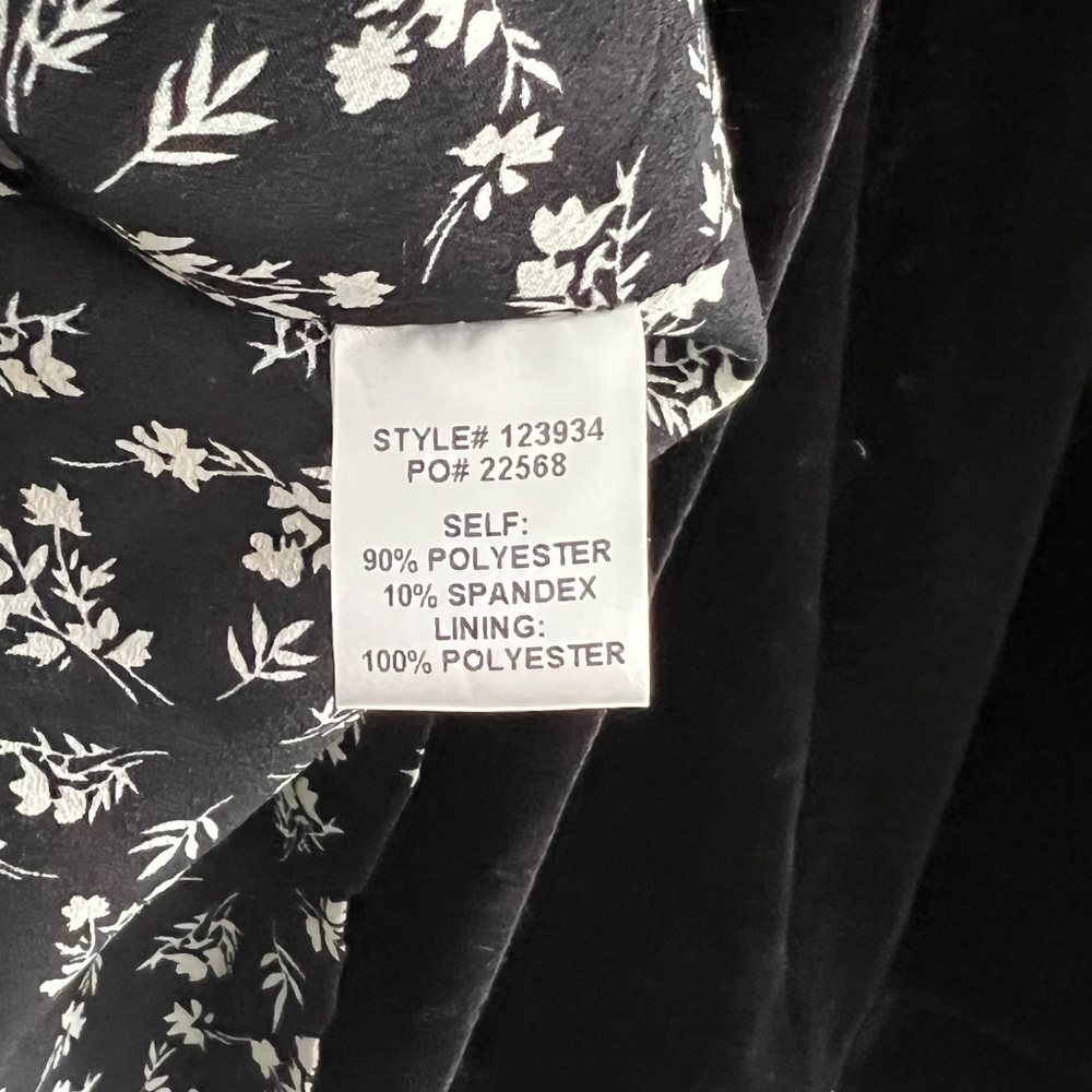 Velvet Blazer | 1X - Picture 7 of 7